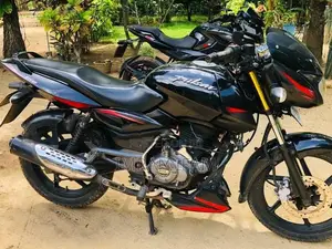 Bajaj Pulsar 150 2017