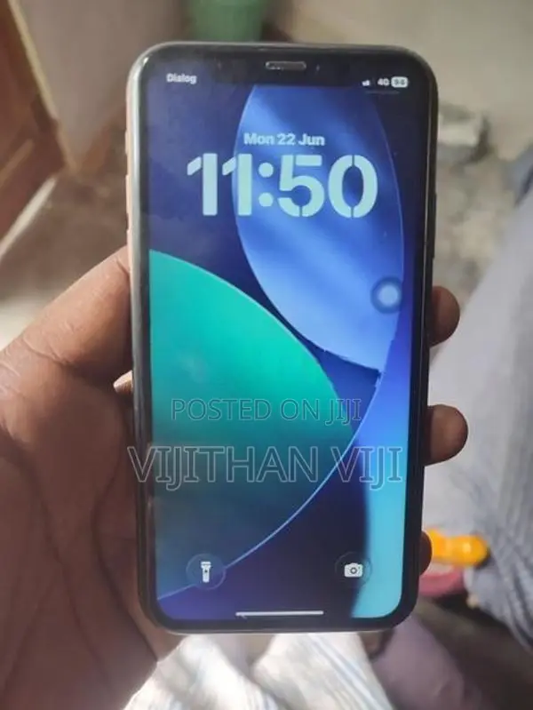 Apple iPhone 11 (Used)