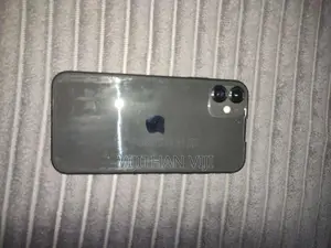 Apple iPhone 11 (Used)
