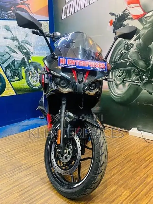 Bajaj Pulsar RS200 2026