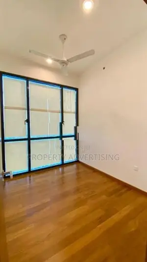 Capital Twin Peaks 3 BR Best View Aaprtment For Sale Colombo 02
