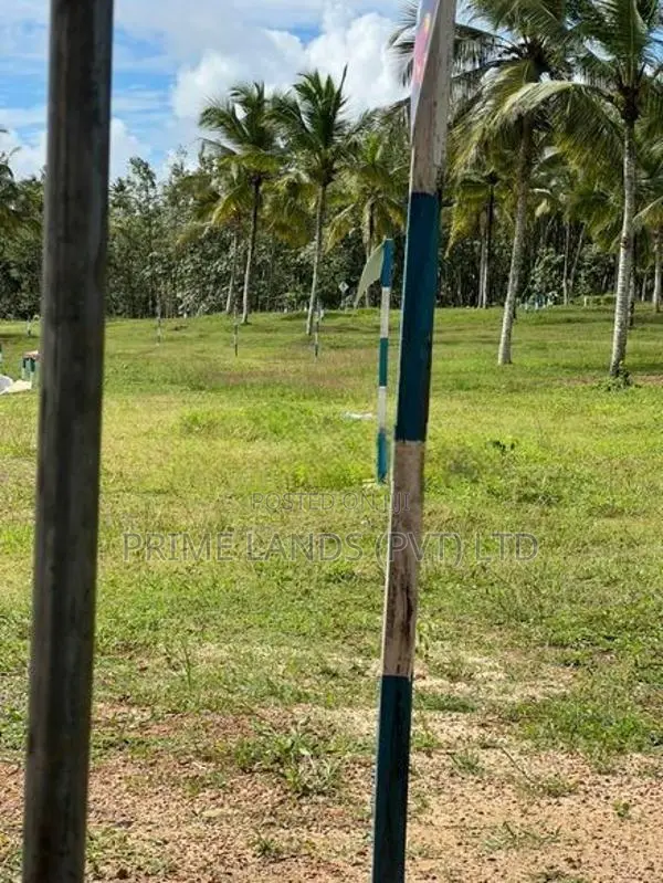 Land for Sale Aluthgama