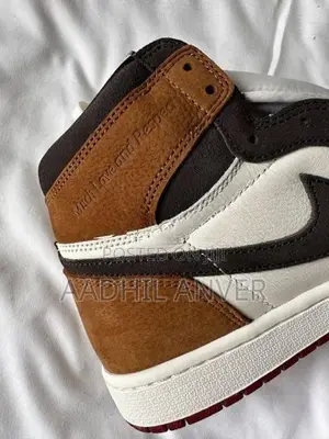 Air Jordan 1 Retro Sneaker