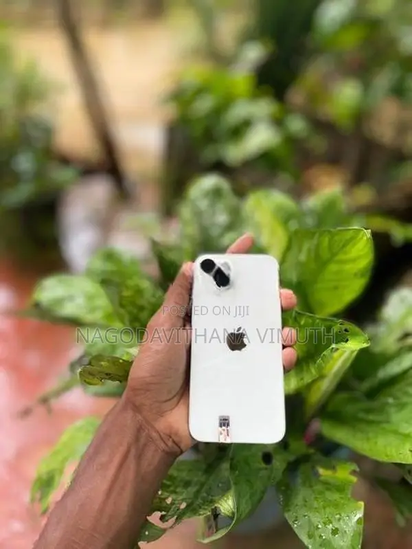 Apple iPhone 14 (Used)