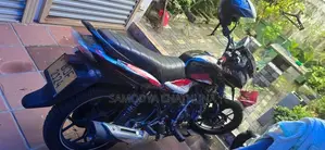 Bajaj Discover 125 2023