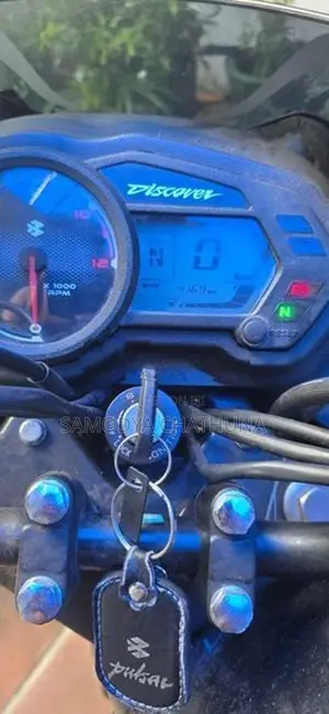 Bajaj Discover 125 2023