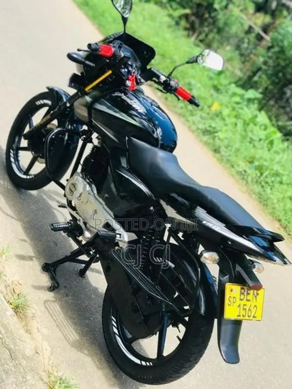 Bajaj Pulsar 150 2016