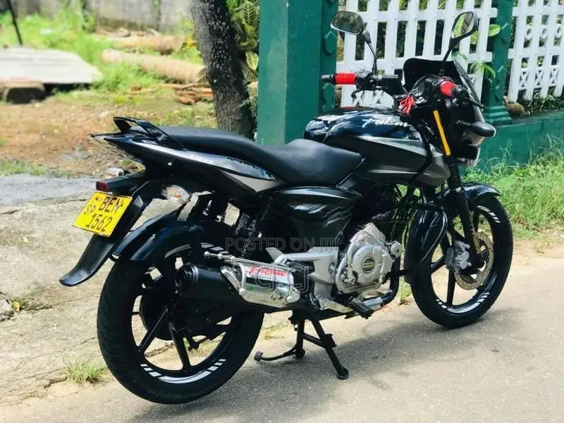 Bajaj Pulsar 150 2016