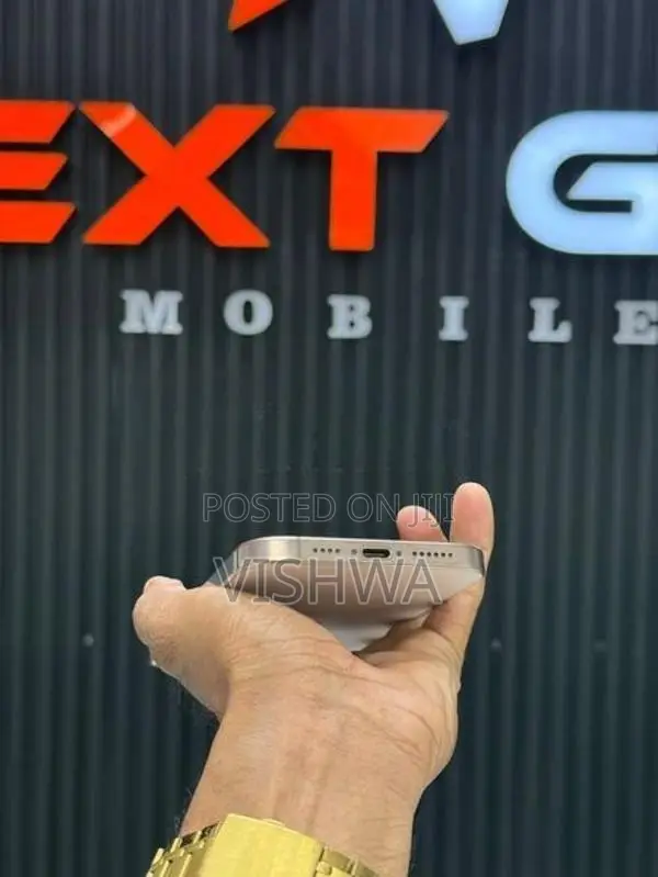 Apple iPhone 16 Pro Max (Used)