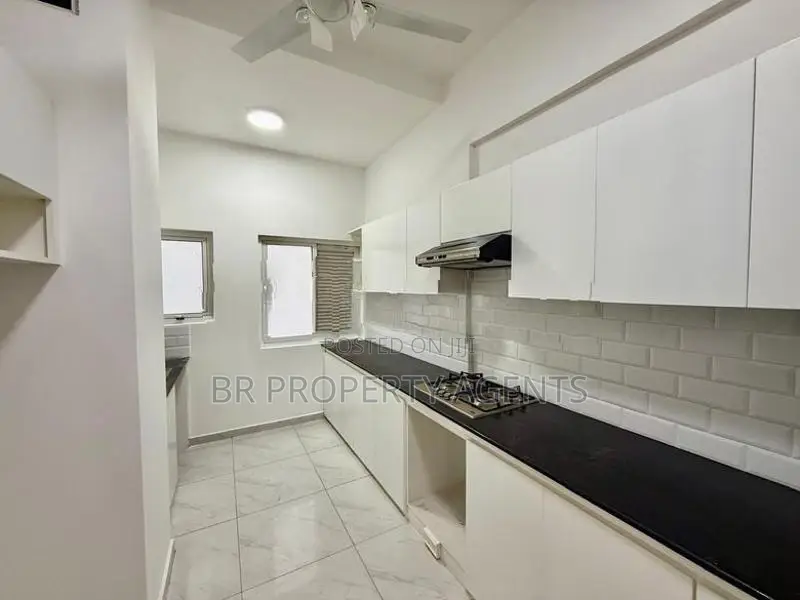 Apartment for Sale in Colombo 09