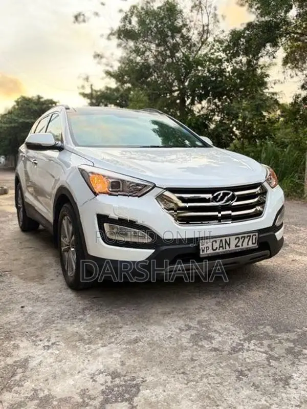 Hyundai Santa Fe Fully Loaded 2015