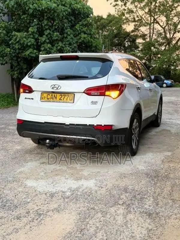 Hyundai Santa Fe Fully Loaded 2015