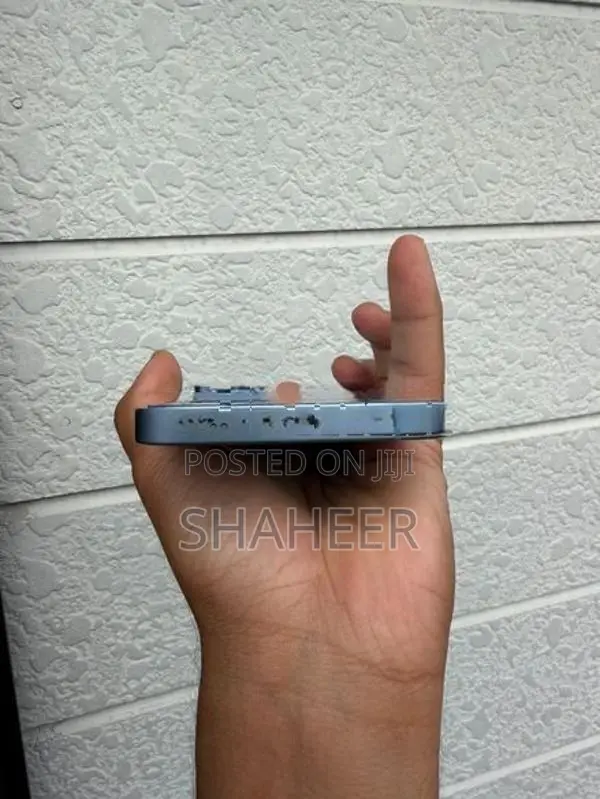 Apple iPhone 14 (Used)