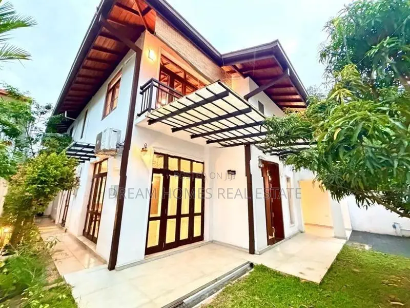 Luxury House For Sale – Koswatta, Battaramulla