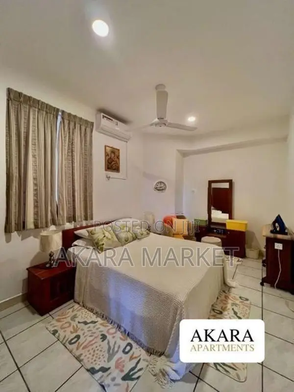 Queens Court - Furnished Apartment for Rent A54704 Colombo 03