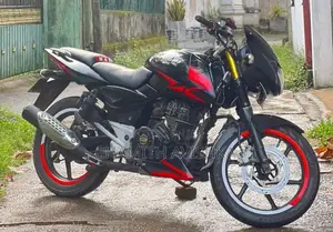 Bajaj Pulsar 180 2011