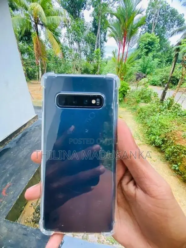 Samsung Galaxy S10 Plus (Used)