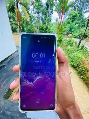 Samsung Galaxy S10 Plus (Used)