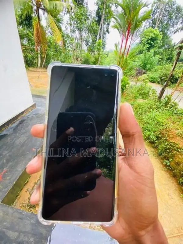 Samsung Galaxy S10 Plus (Used)