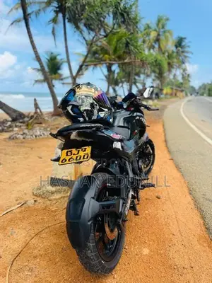 Bajaj Pulsar N160 2025