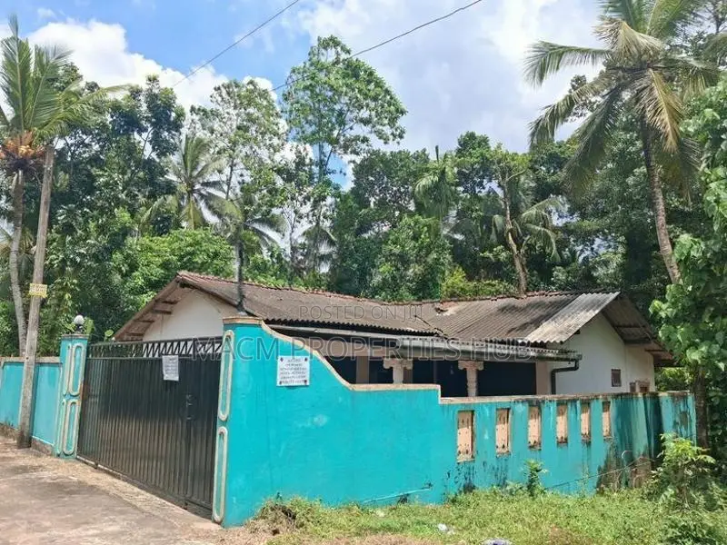 Valuable House with Land for Sale near Kiribathgoda
