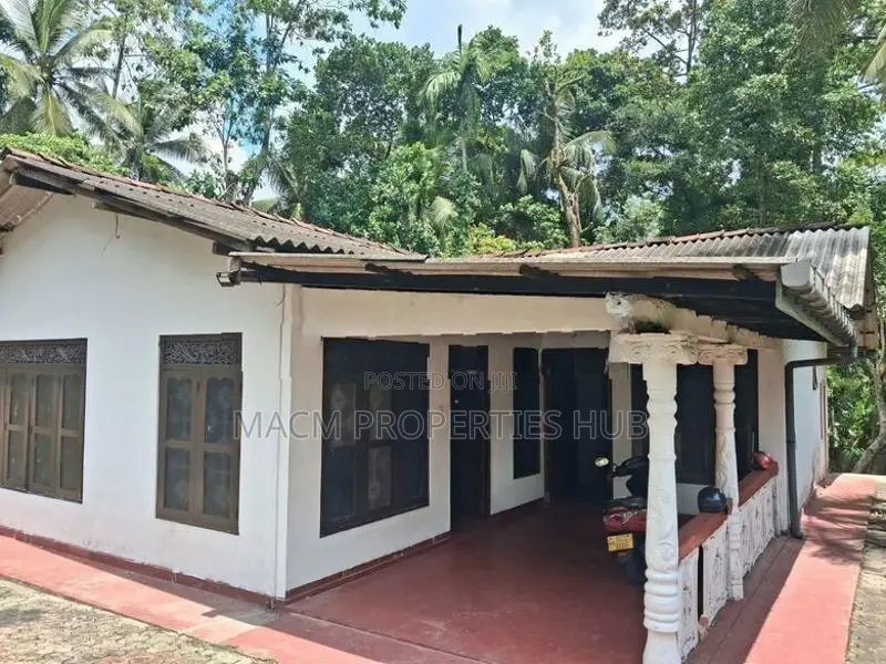 Valuable House with Land for Sale near Kiribathgoda
