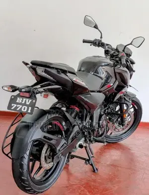 Bajaj Pulsar N160 2025