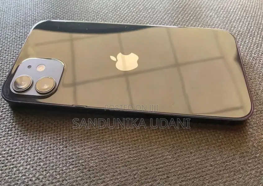 Apple iPhone 12 (Used)