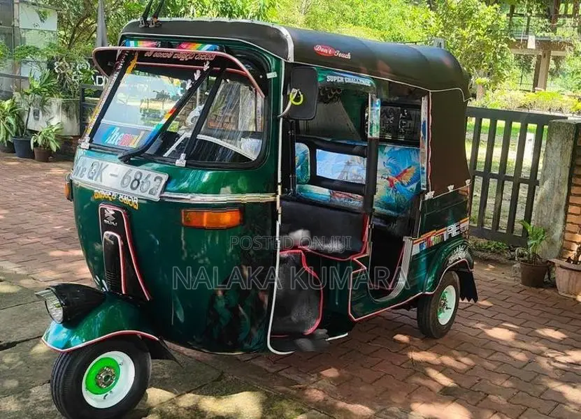 Bajaj RE 2007