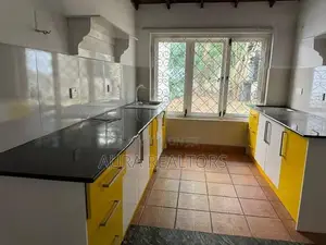 House Type Commercial Space For Rent In Colombo 07 (P-305)