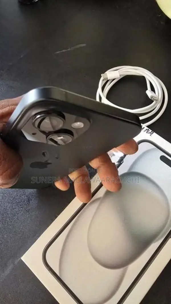 Apple iPhone 15 (Used)
