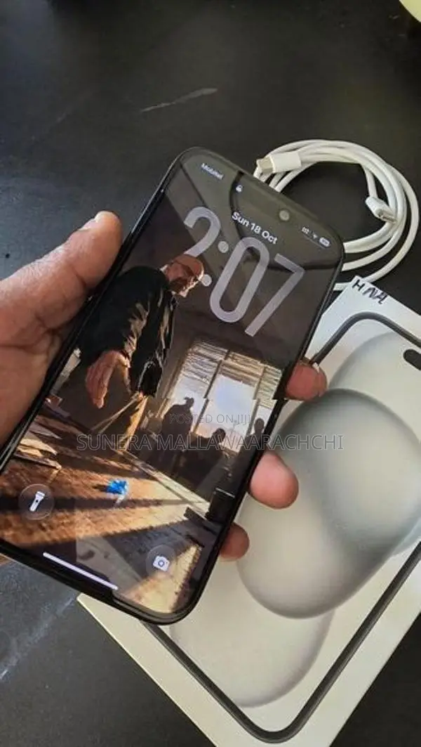 Apple iPhone 15 (Used)