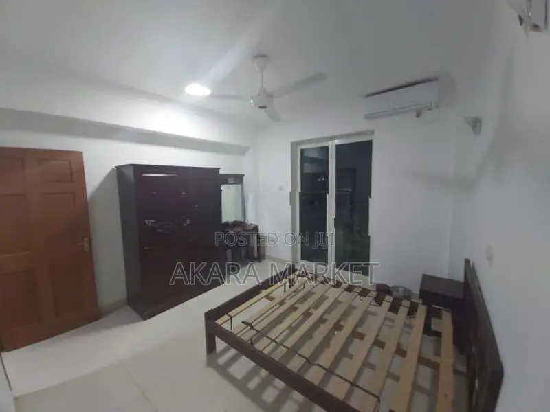 Golden Crescent - Furnished Apartment for Rent A4383 Colombo 04