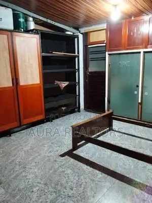 5 Bedrooms House For Rent In Colombo 05 (P-347)