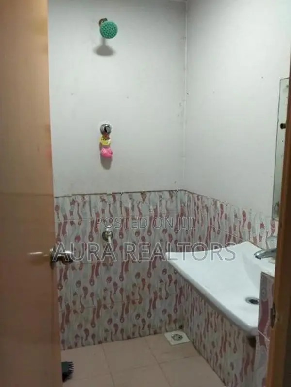 5 Bedrooms House For Rent In Colombo 05 (P-347)