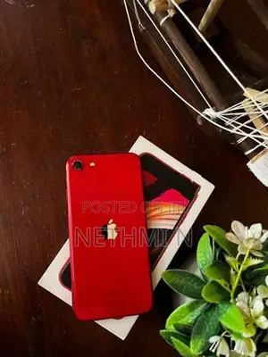 Apple iPhone SE SE-2020 (Used)