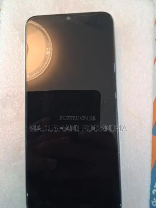 ZTE V50 Design (Used)