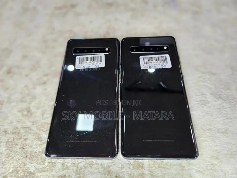Samsung Galaxy S10 5G/256GB (Used)