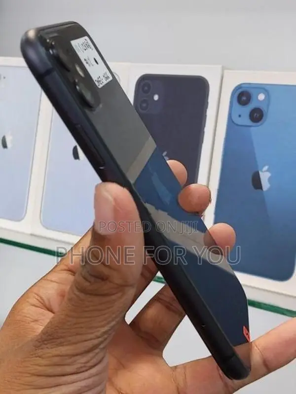 Apple iPhone 11 (Used)
