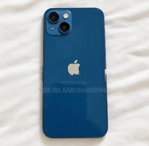 Apple iPhone 13 (Used)