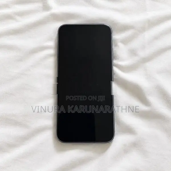 Apple iPhone 13 (Used)