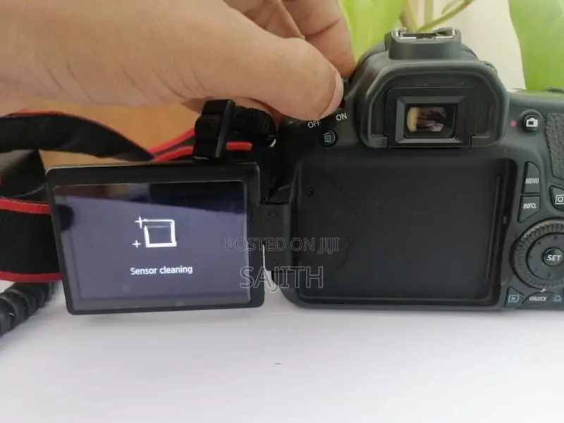 Canon 60D DSLR Camera