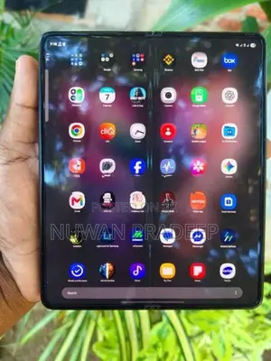 Samsung Galaxy Z Fold3 (Used)
