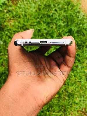 Samsung Galaxy S21 (Used)