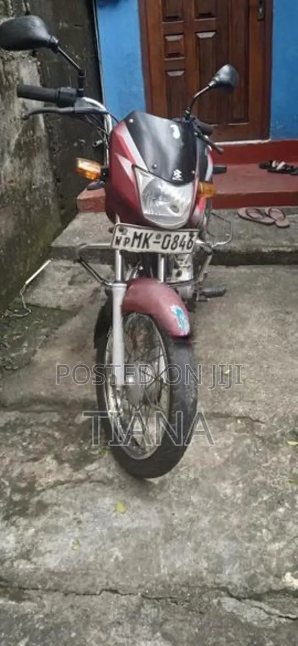 Bajaj CT100 2005
