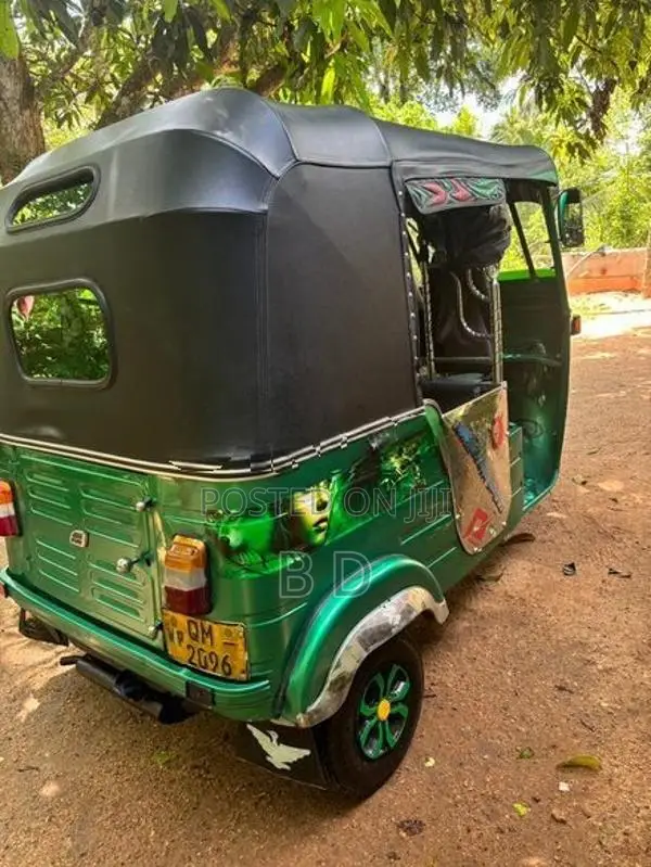 Bajaj 4 Stock 2007