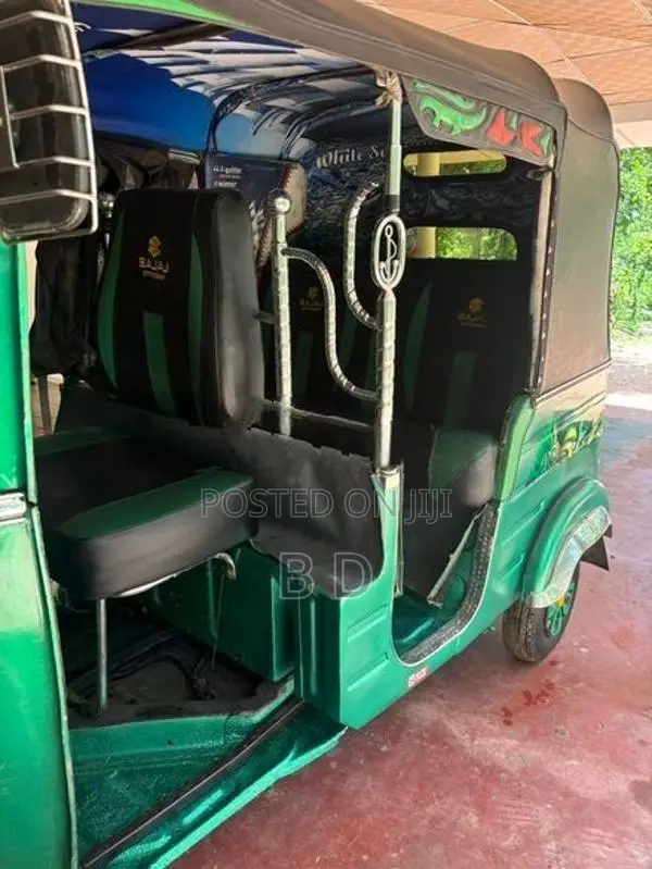 Bajaj 4 Stock 2007