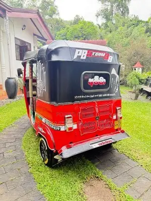 Bajaj RE Three Wheeler 2015 2013
