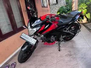 Bajaj Pulsar NS160 2018