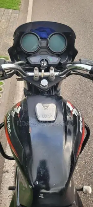 Bajaj Discover 2008